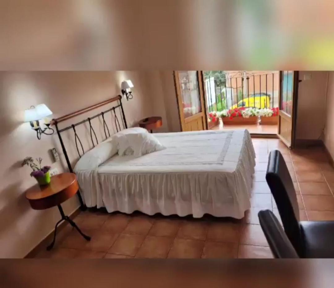 Caminomorisco Hotel Rural Cristania מראה חיצוני תמונה